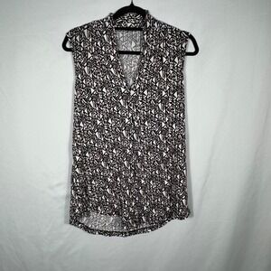 Cable & Guage Women's sz S Sleeveless Blouse